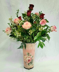 Grand Beauty Bouquet from Flowers by Ramon of Lawton, OK