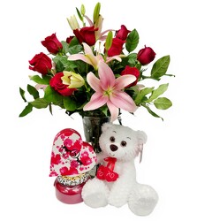 Sweetheart Package from Flowers by Ramon of Lawton, OK