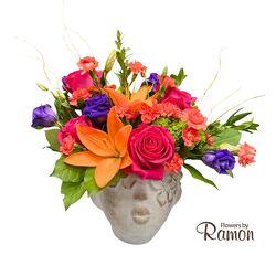 Hugs & Kisses from Flowers by Ramon of Lawton, OK